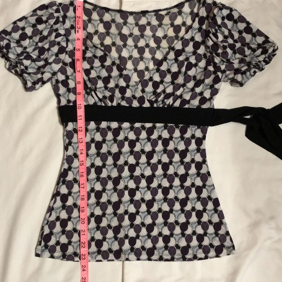 Candie's Womens Blouse White V-Neck with Purple and Black Dots Size Small - Picture 6 of 6